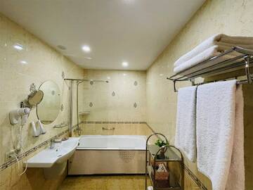 Фото номера люкс Гостиница Моряк г. Владивосток 10