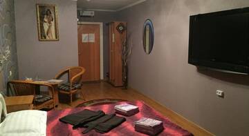 Фото номера Улучшенный двухместный номер с 1 кроватью Гостевой дом Диомид Мини отель г. Владивосток 5