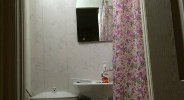 Фото номера Улучшенный трехместный номер Гостевой дом Диомид Мини отель г. Владивосток 5