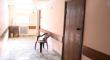 Фото номера Двухместный номер с 2 отдельными кроватями и общей ванной комнатой Гостиница Atlant г. Владивосток 9