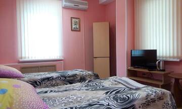 Фото номера Кровать в общем номере с 2 кроватями Гостиница Filin i Sova Mini Hotel г. Владивосток 3
